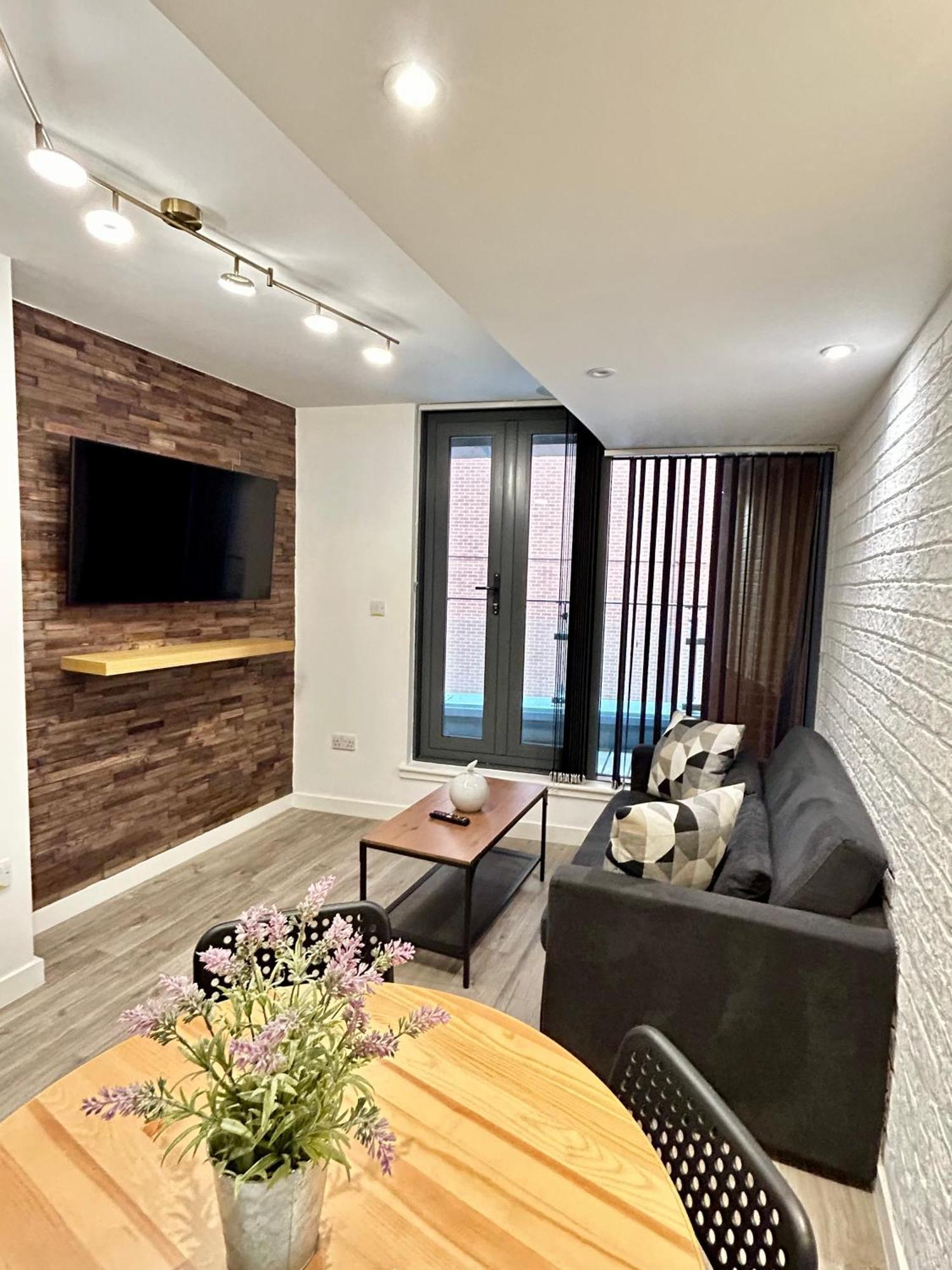One Bed Apartment - City Centre Manchester Dış mekan fotoğraf