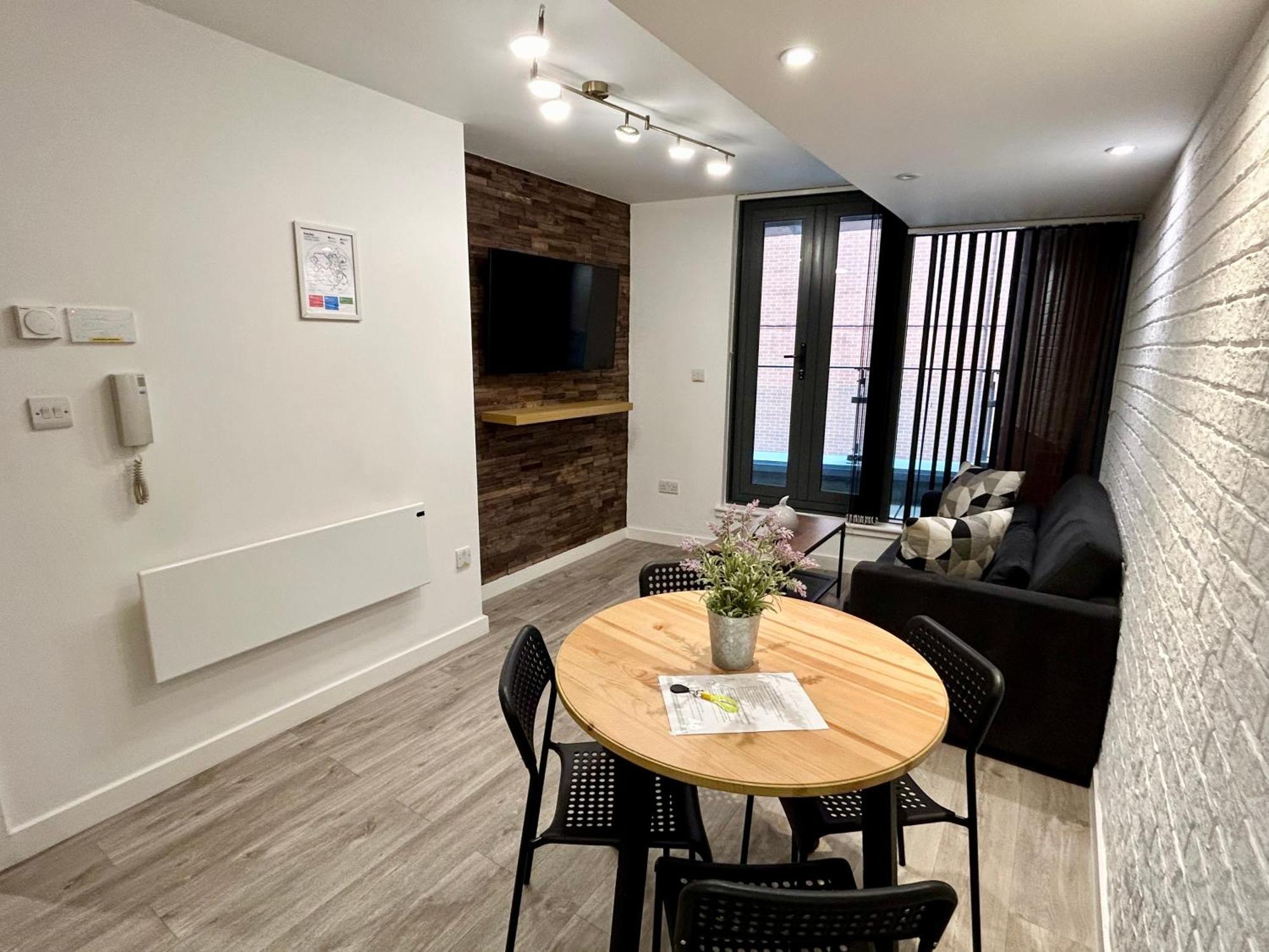 One Bed Apartment - City Centre Manchester Dış mekan fotoğraf